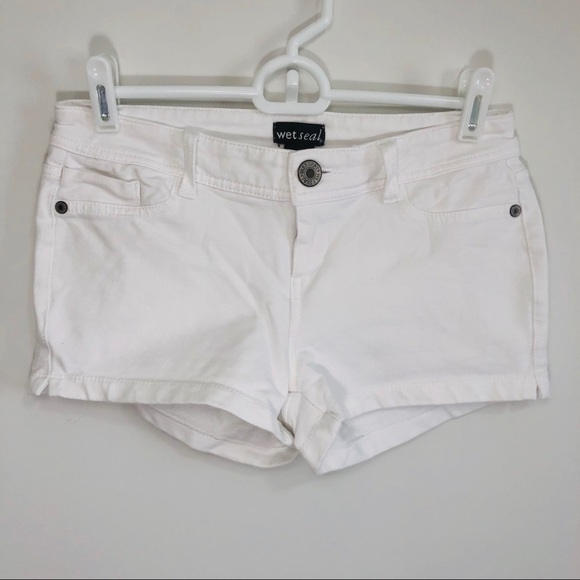 Wet Seal Pants - Wet seal stretchy white shorts S juniors